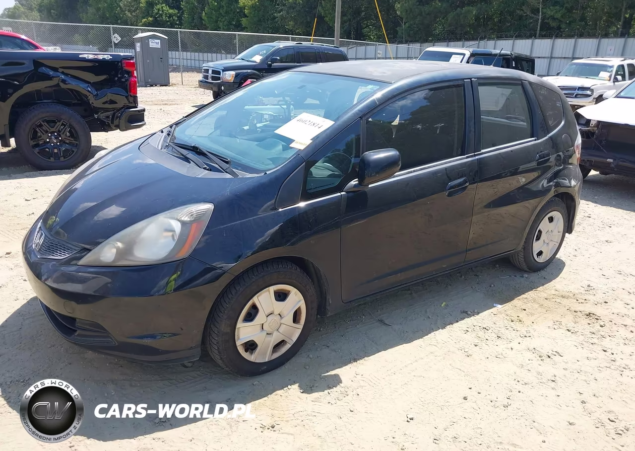 2013 Honda Fit VIN:JHMGE8H38DC005267 - 2