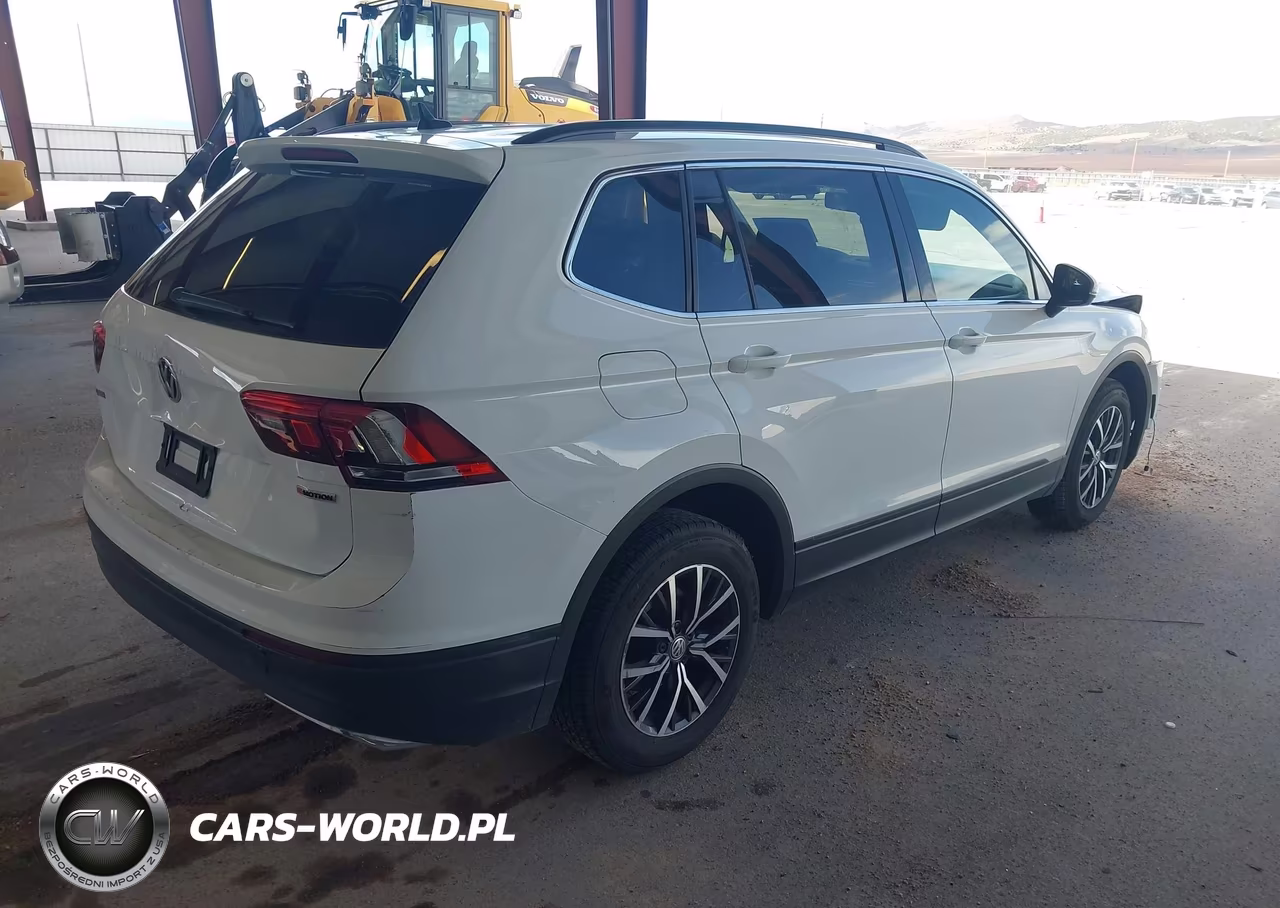 2019 Volkswagen Tiguan 2.0T Se-2.0T Sel-2.0T Sel R-Line-2.0T Sel R-Line Black VIN:3VV2B7AXXKM069299 - 4