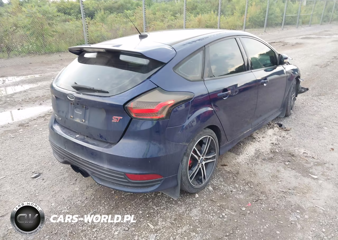 2017 Ford Focus St VIN:1FADP3L94HL253184 - 4