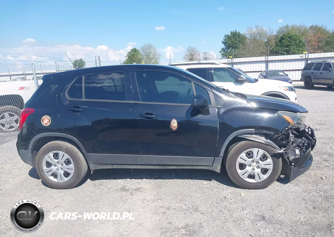 2019 Chevrolet Trax Ls VIN:3GNCJKSB2KL128998 - 13