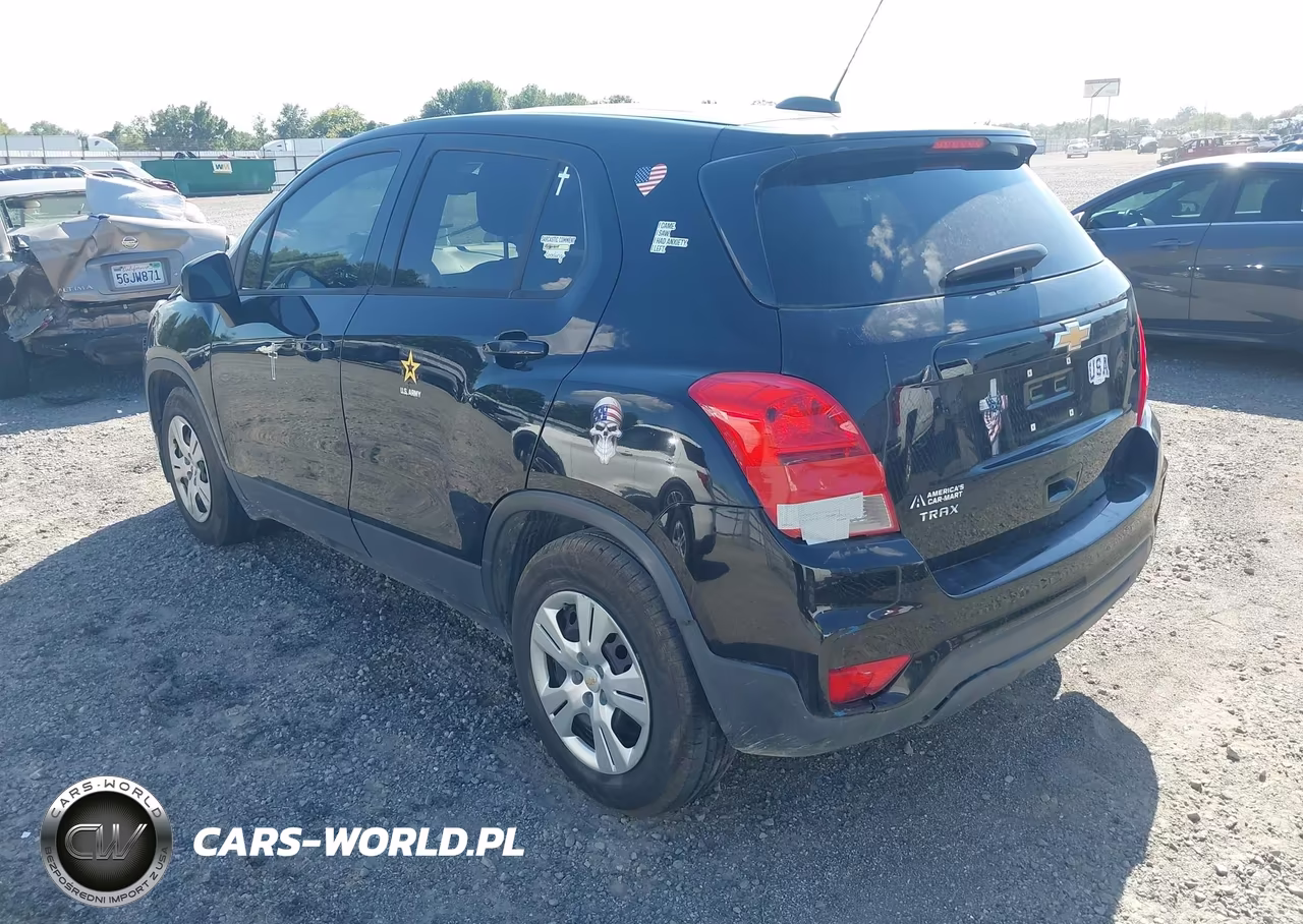 2019 Chevrolet Trax Ls VIN:3GNCJKSB2KL128998 - 3