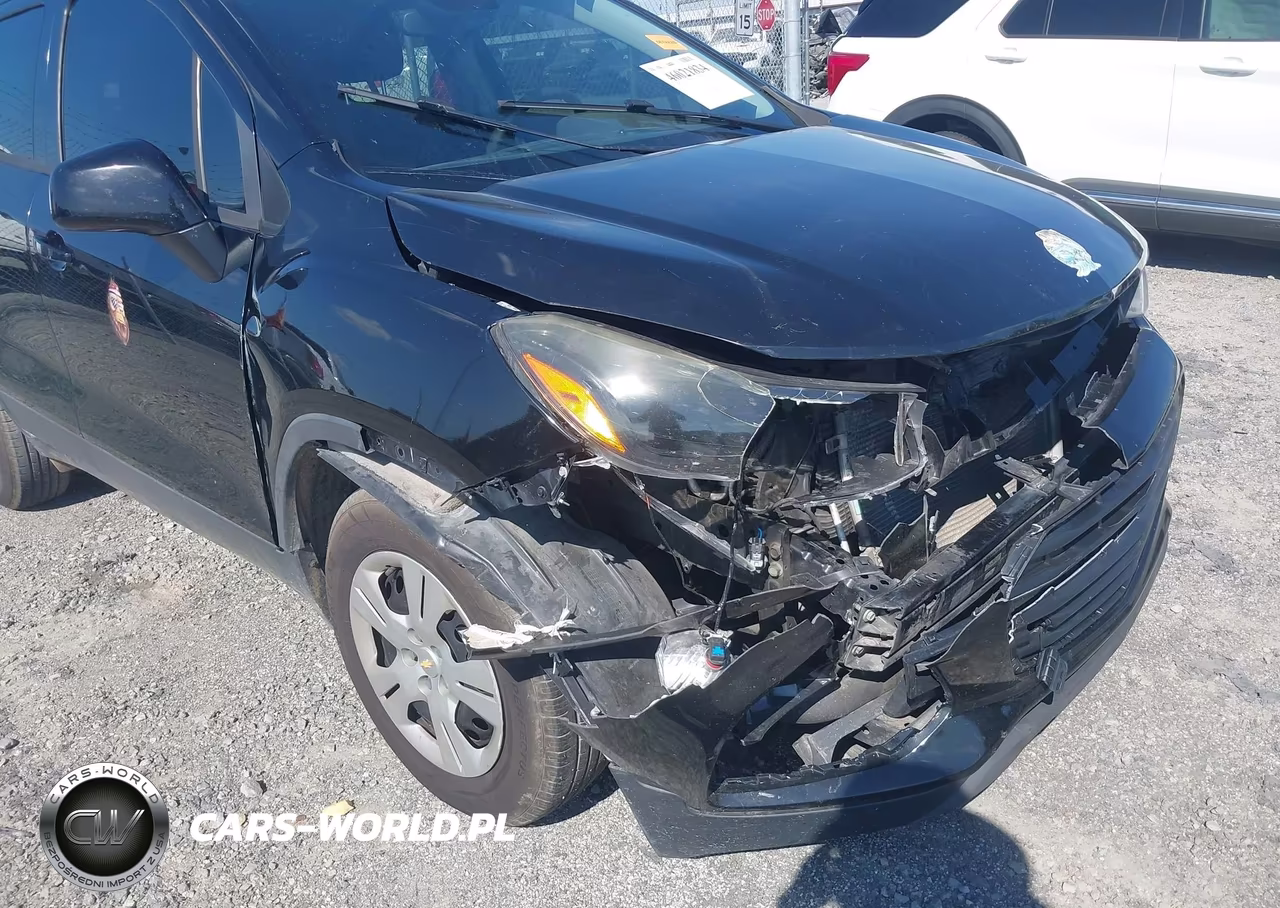 2019 Chevrolet Trax Ls VIN:3GNCJKSB2KL128998 - 6