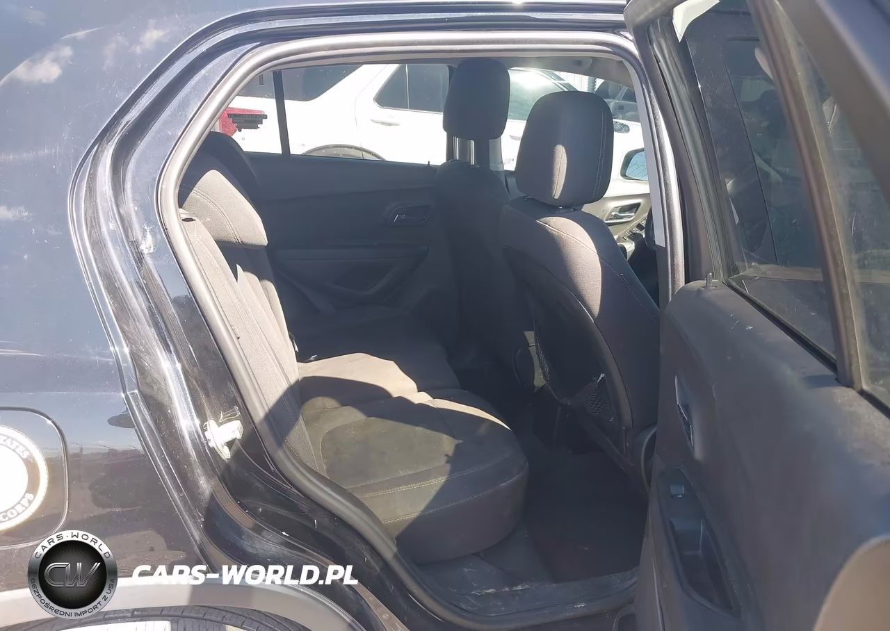2019 Chevrolet Trax Ls VIN:3GNCJKSB2KL128998 - 8