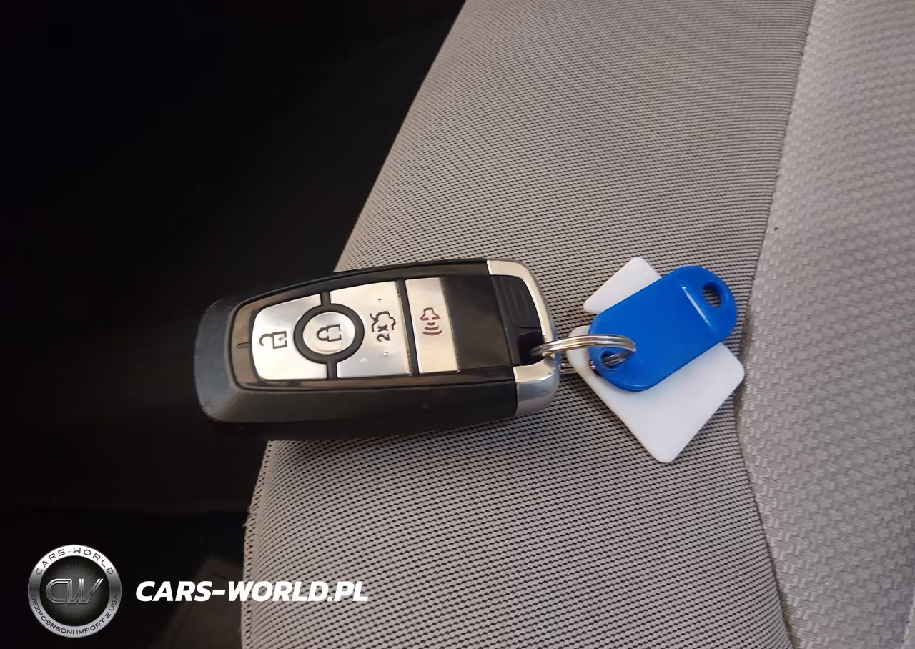 2018 Ford Fusion Hybrid S VIN:3FA6P0UU6JR100520 - 11
