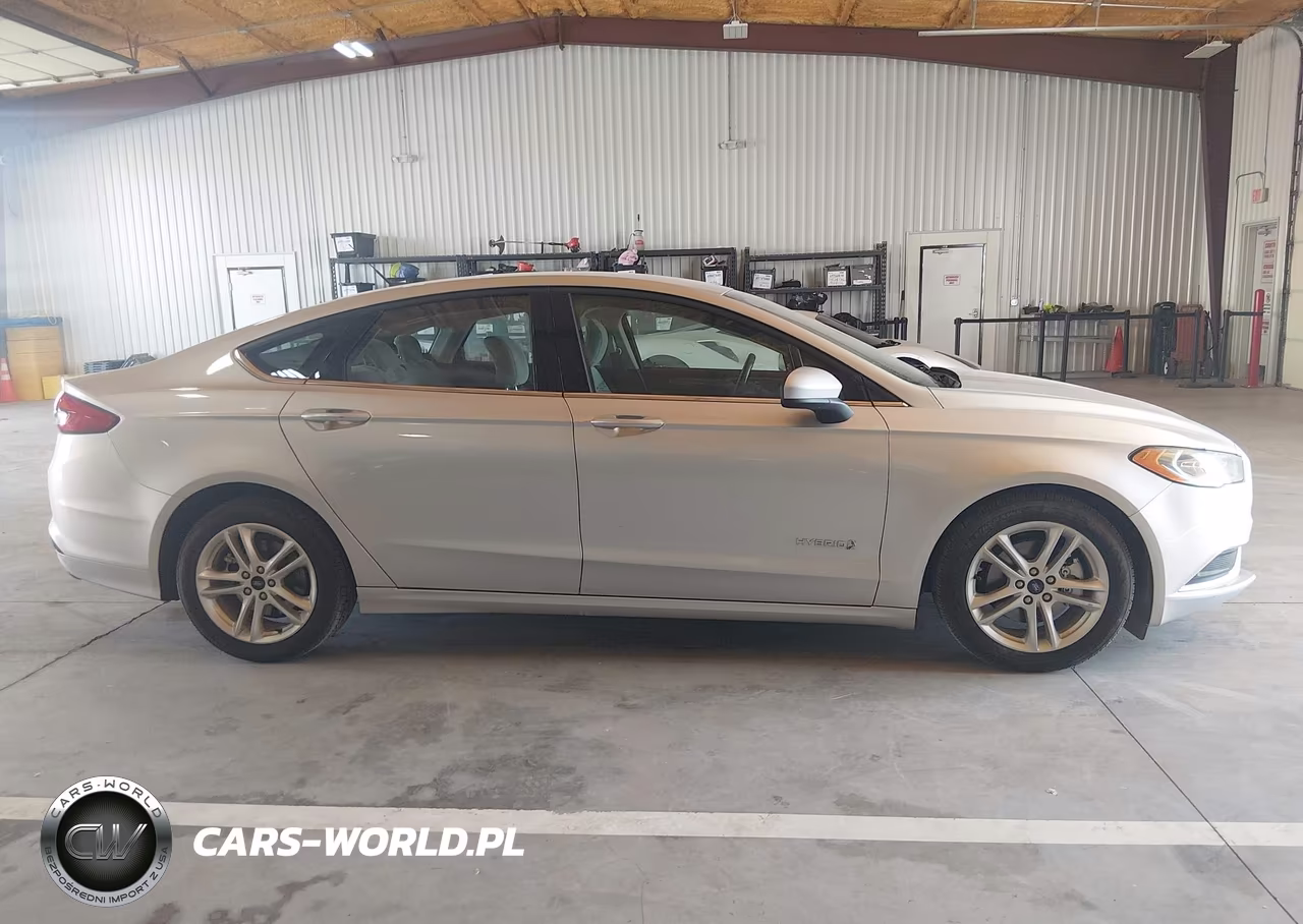 2018 Ford Fusion Hybrid S VIN:3FA6P0UU6JR100520 - 13