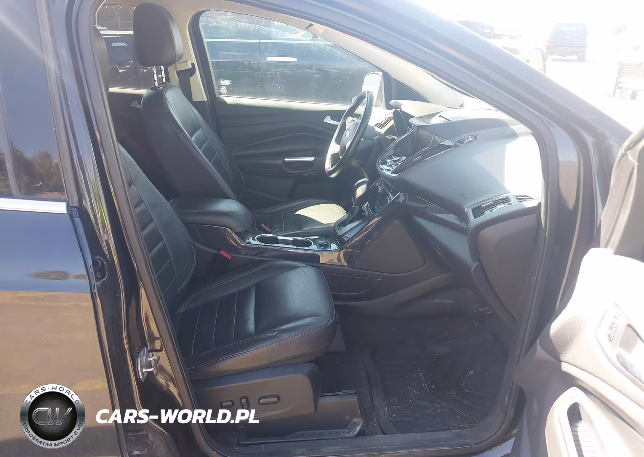 2015 Ford Escape Titanium VIN:1FMCU9JX5FUC10057 - 5