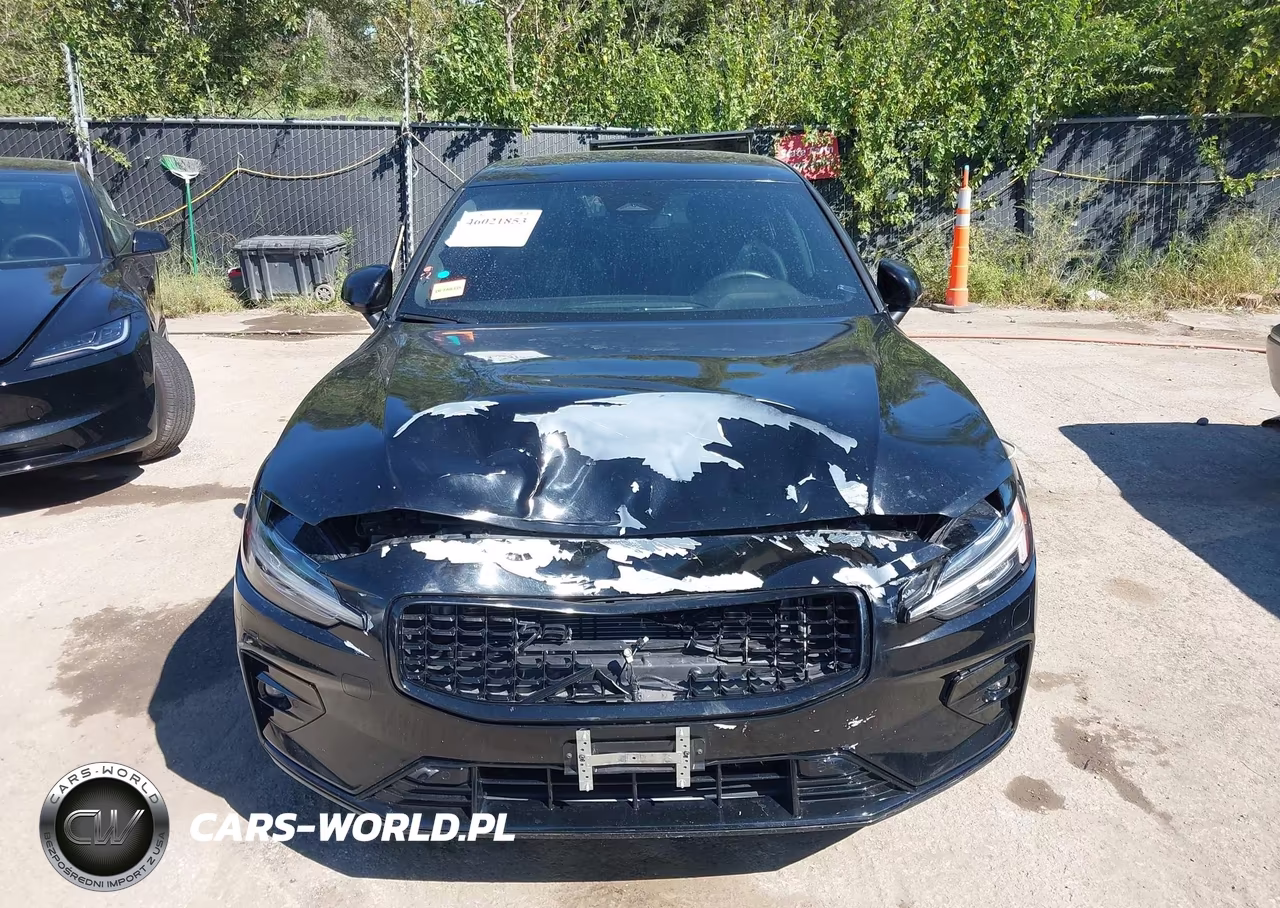 2023 Volvo S60 B5 Plus Black Edition VIN:7JRL12TT6PG244430 - 12