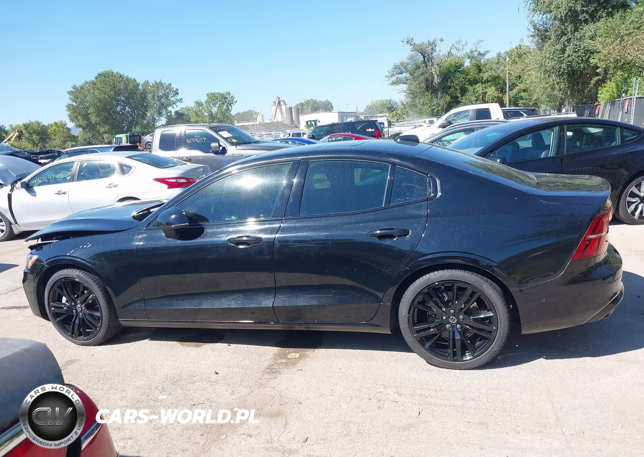 2023 Volvo S60 B5 Plus Black Edition VIN:7JRL12TT6PG244430 - 14