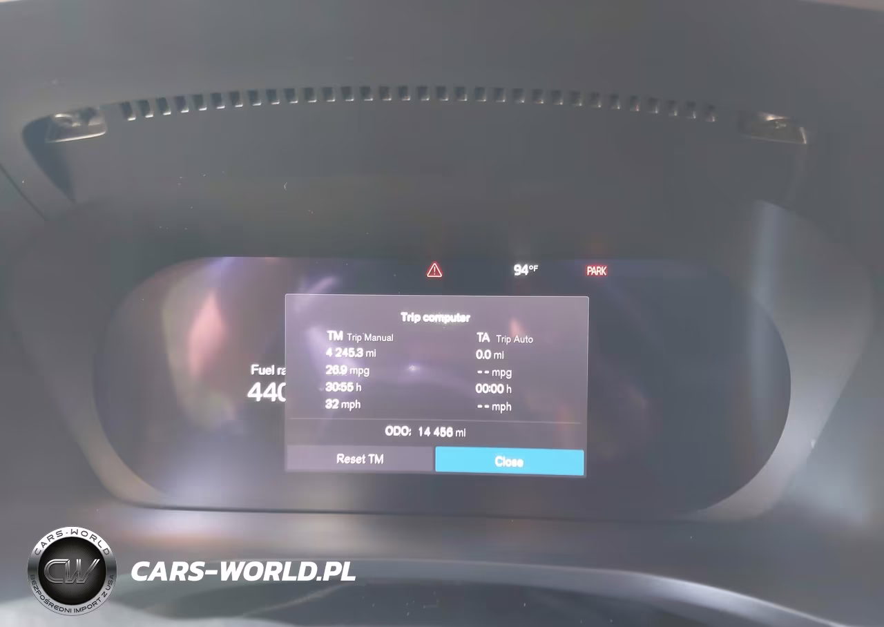 2023 Volvo S60 B5 Plus Black Edition VIN:7JRL12TT6PG244430 - 7