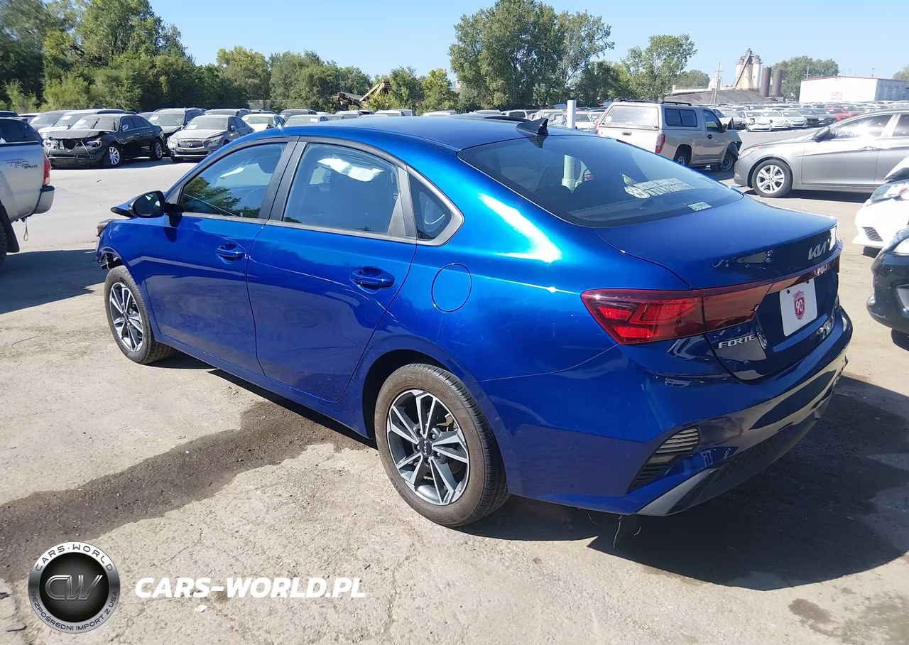 2024 Kia Forte Lxs VIN:3KPF24AD7RE737357 - 3