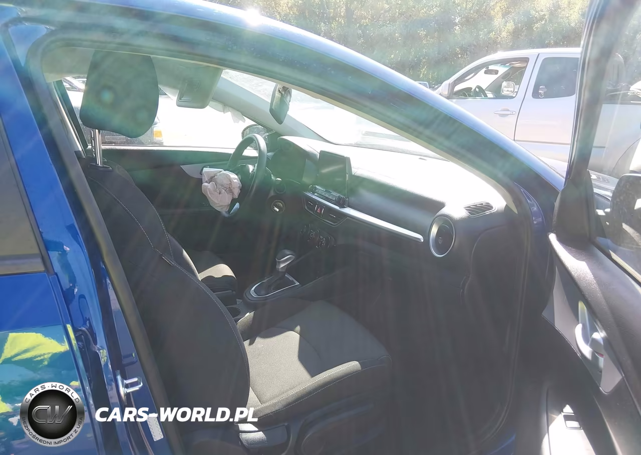 2024 Kia Forte Lxs VIN:3KPF24AD7RE737357 - 5