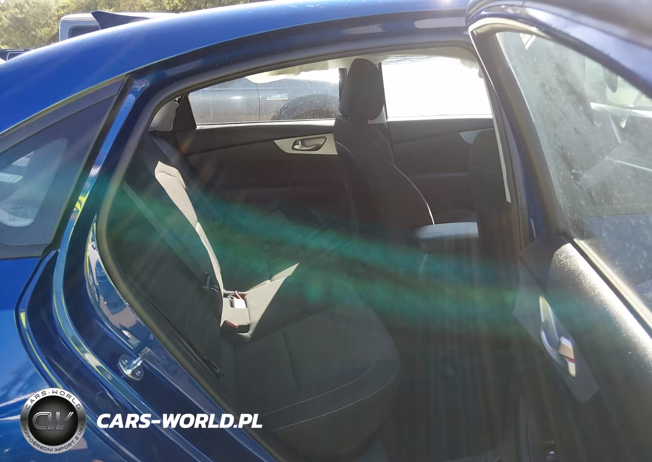 2024 Kia Forte Lxs VIN:3KPF24AD7RE737357 - 8