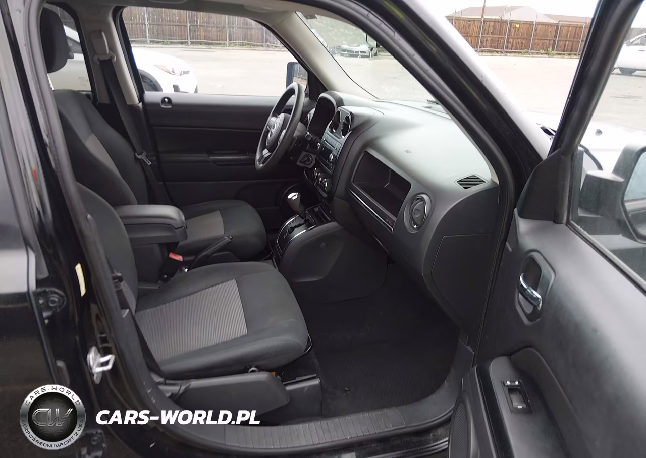 2012 Jeep Patriot Sport VIN:1C4NJRBBXCD539678 - 5