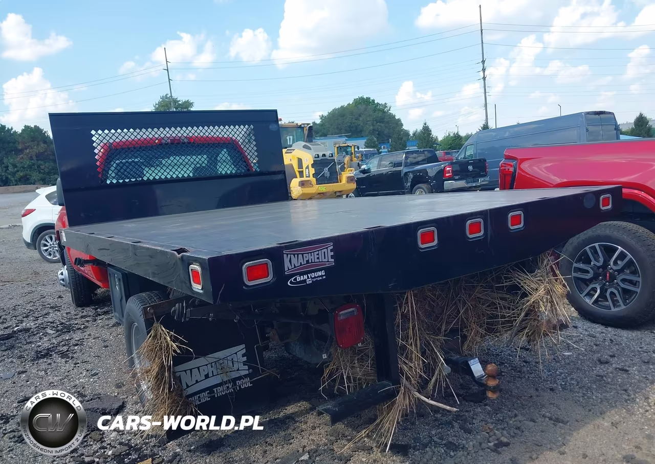 2015 Chevrolet Silverado 3500Hd Chassis Wt VIN:1GB3CYCG6FF546484 - 3