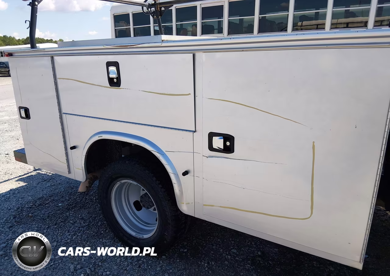 2018 Ford F-350 Chassis Xl VIN:1FD8W3H61JEC69667 - 12