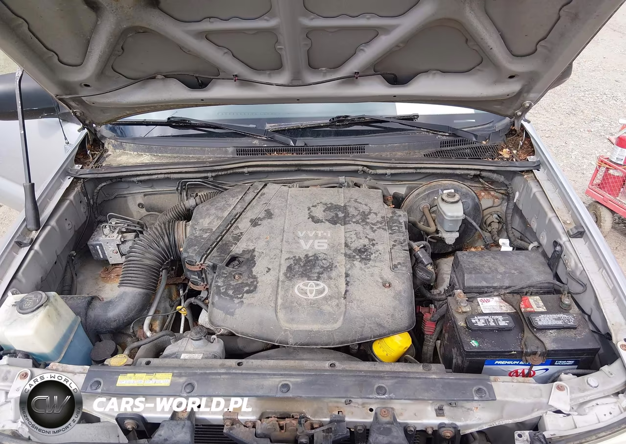 2005 Toyota Tacoma Base V6 VIN:5TEUU42N95Z136172 - 10