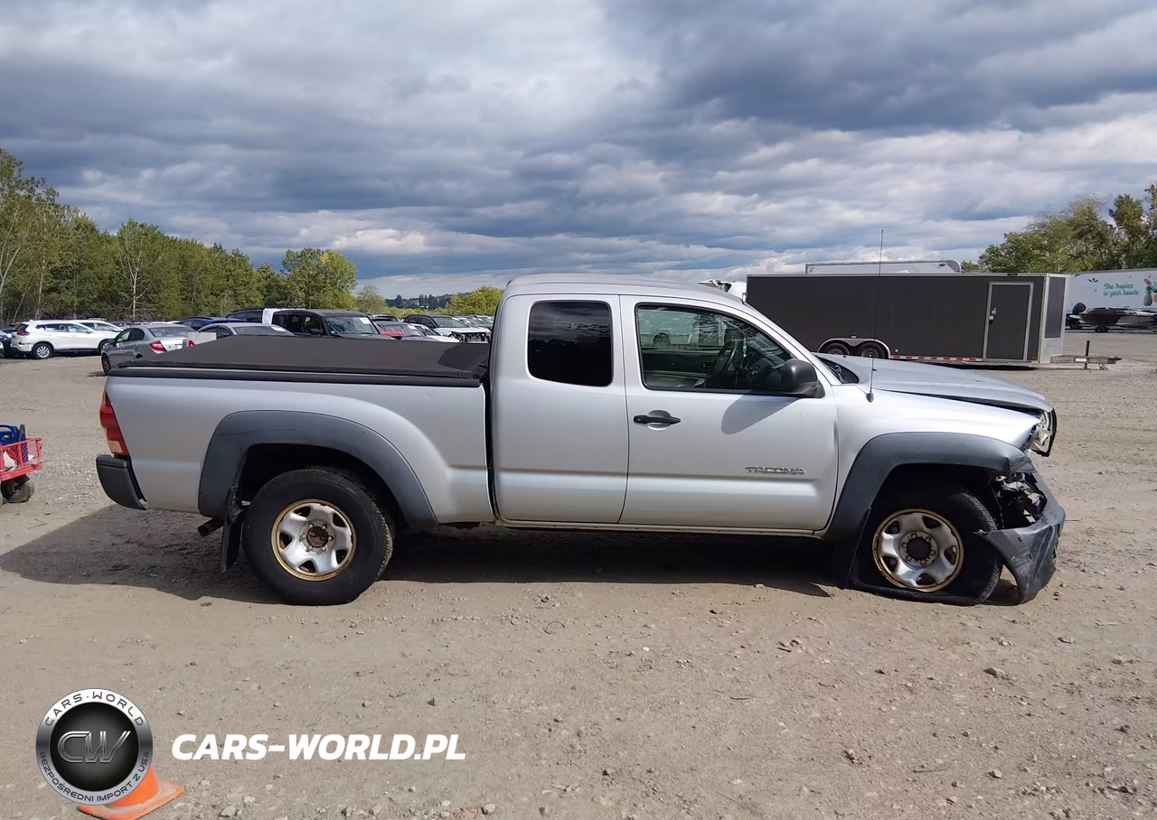 2005 Toyota Tacoma Base V6 VIN:5TEUU42N95Z136172 - 13