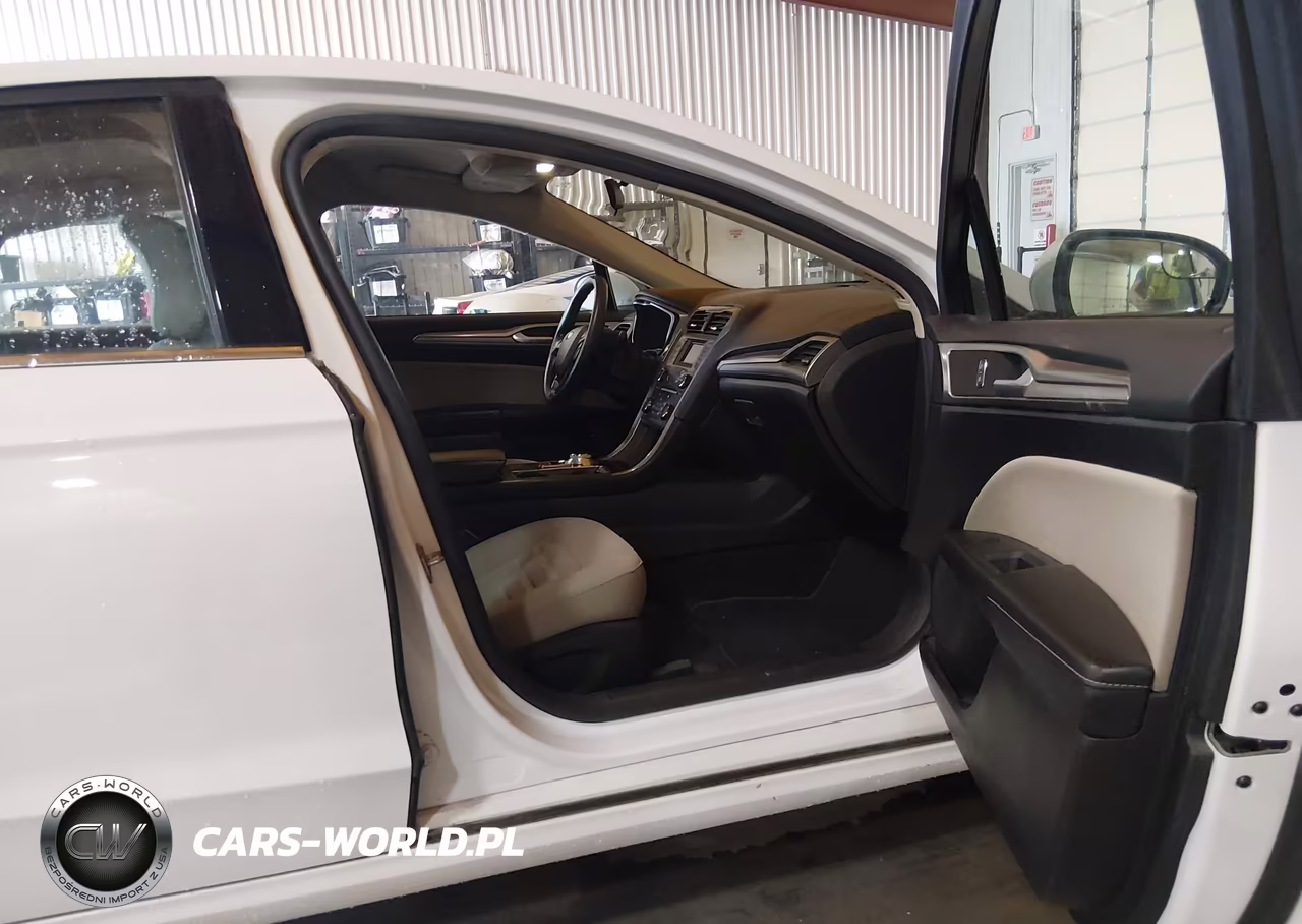 2018 Ford Fusion Hybrid S VIN:3FA6P0UU8JR273696 - 5