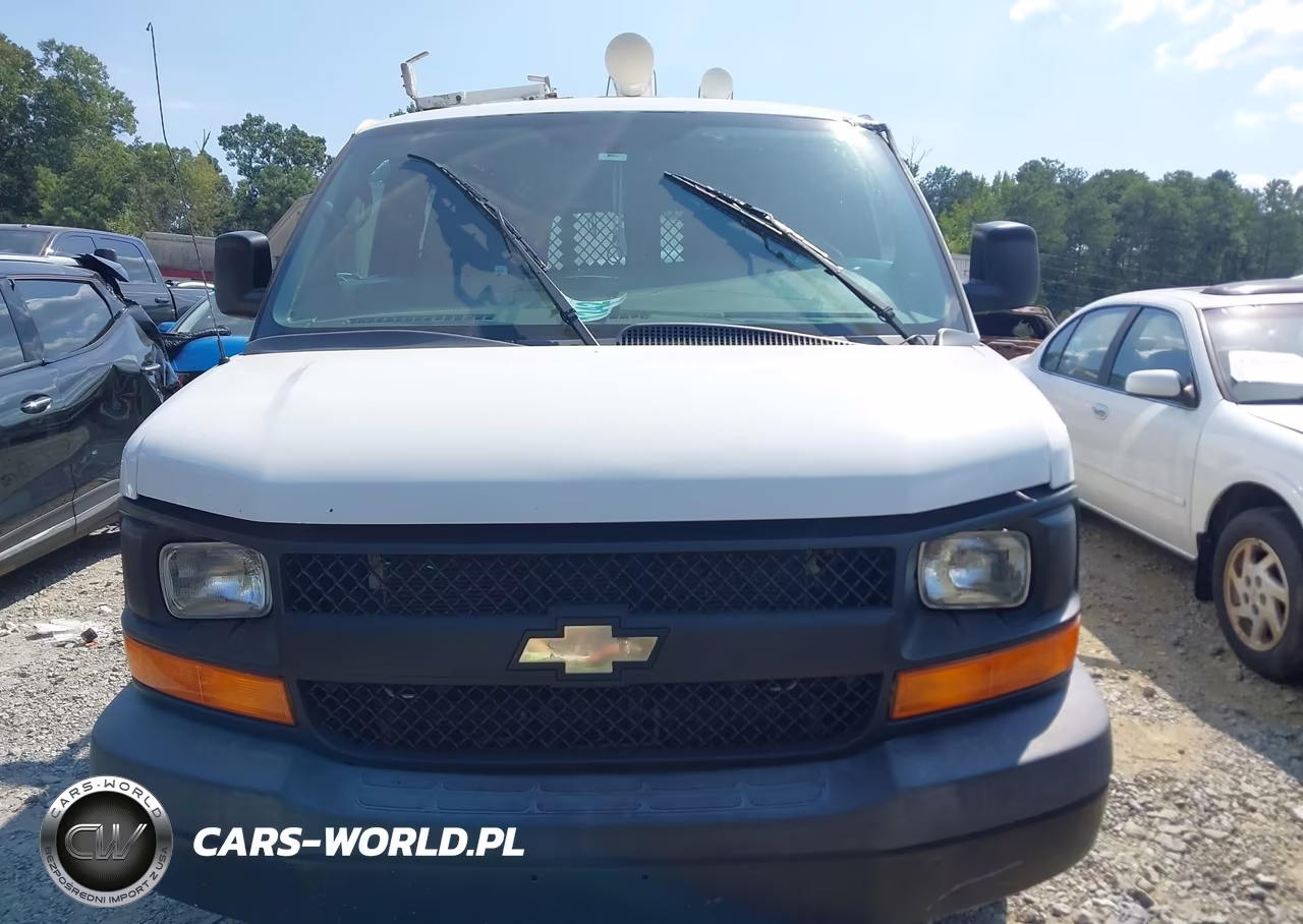 2015 Chevrolet Express 2500 Work Van VIN:1GCWGFCFXF1100473 - 12