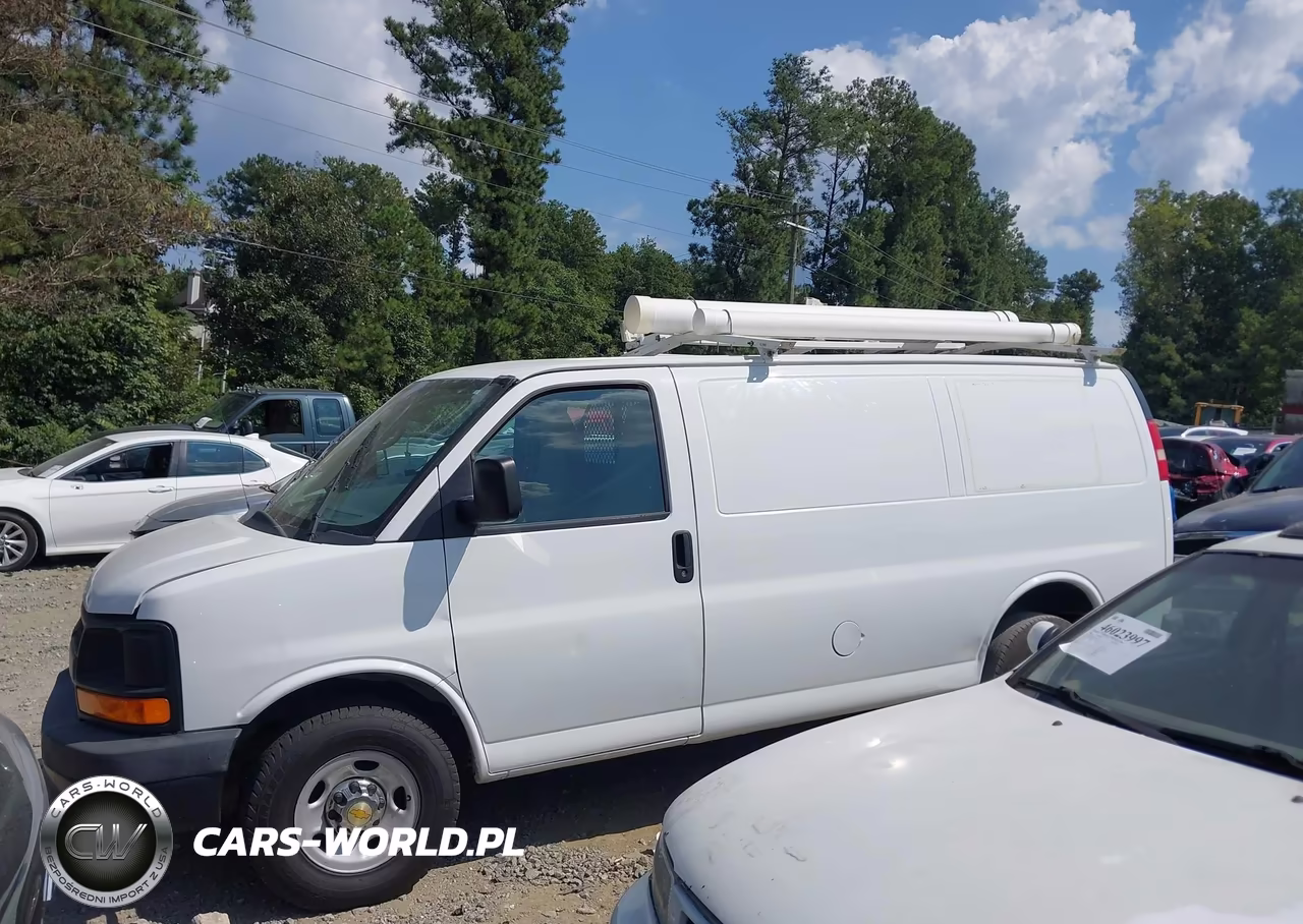 2015 Chevrolet Express 2500 Work Van VIN:1GCWGFCFXF1100473 - 14