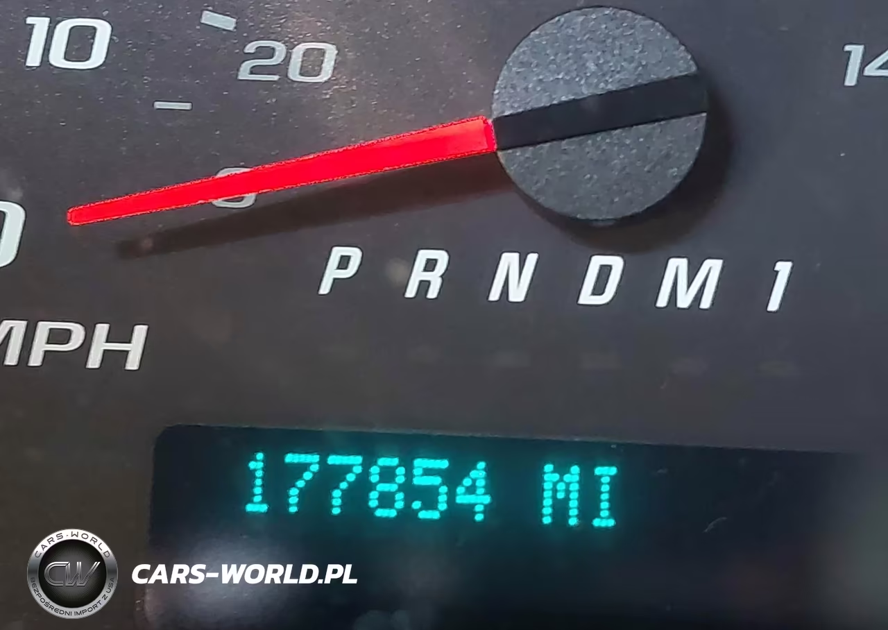 2015 Chevrolet Express 2500 Work Van VIN:1GCWGFCFXF1100473 - 15