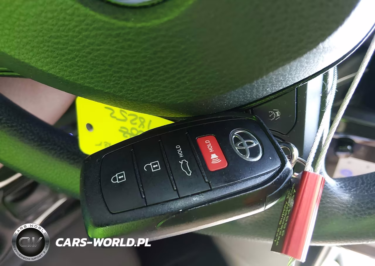 2025 Toyota Corolla Hybrid Le VIN:JTDBCMFE3SJ042301 - 11