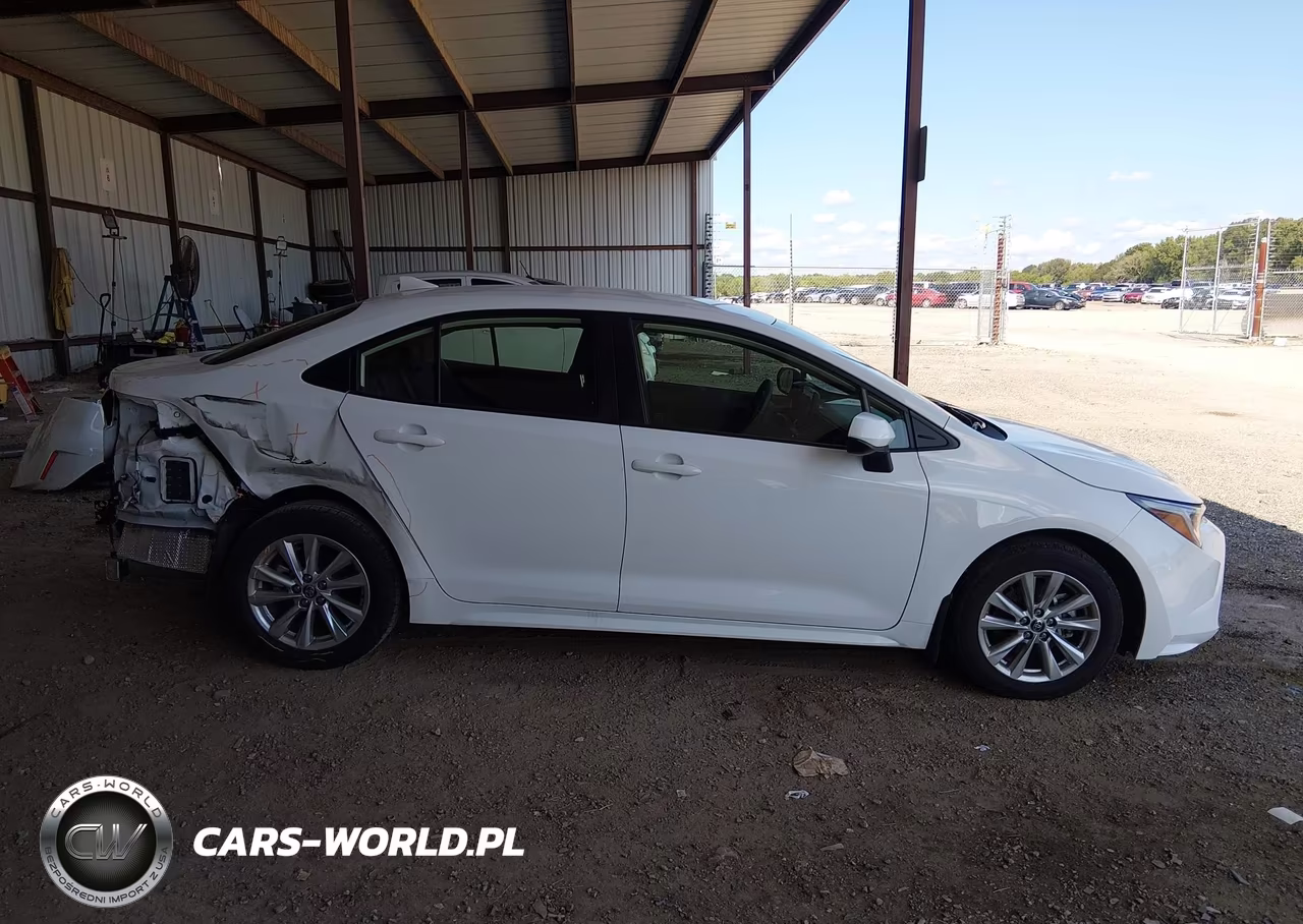 2025 Toyota Corolla Hybrid Le VIN:JTDBCMFE3SJ042301 - 14
