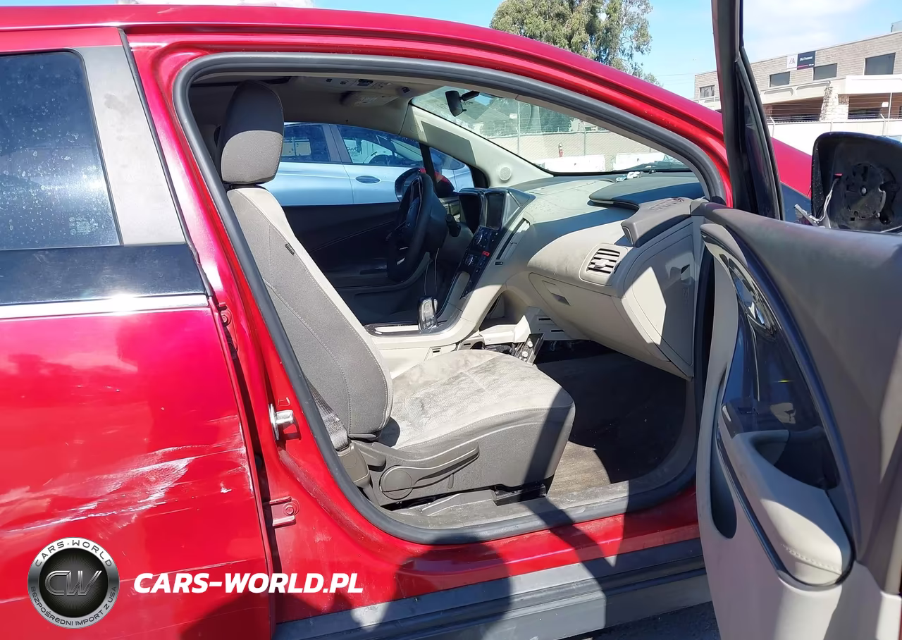 2013 Chevrolet Volt VIN:1G1RE6E47DU131540 - 5