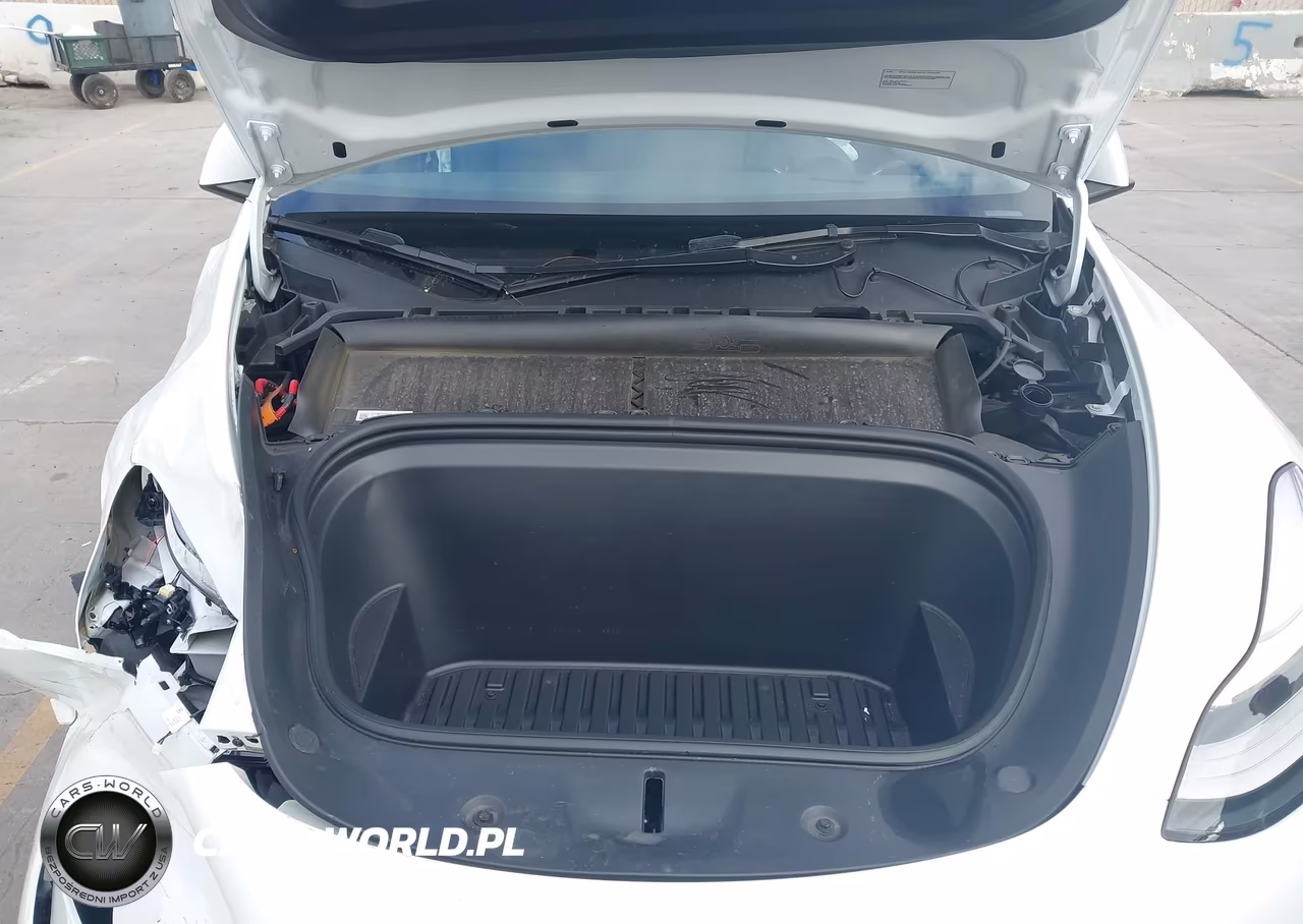 2023 Tesla Model Y Awd-Long Range Dual Motor All-Wheel Drive VIN:7SAYGDEE6PF597583 - 10
