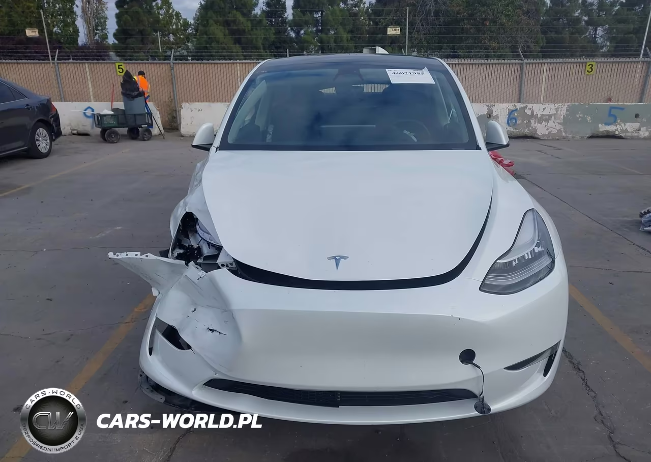 2023 Tesla Model Y Awd-Long Range Dual Motor All-Wheel Drive VIN:7SAYGDEE6PF597583 - 13