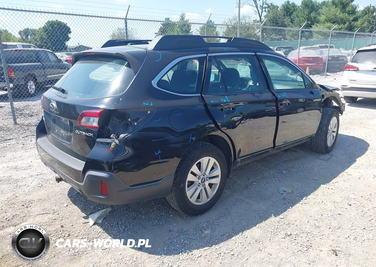 2019 Subaru Outback 2.5I VIN:4S4BSABC3K3313217 - 4