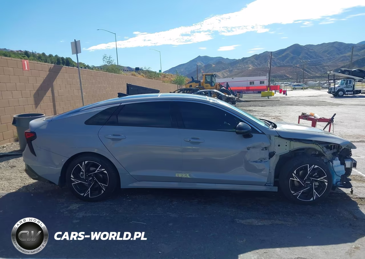 2025 Kia K5 Gt-Line VIN:KNAG64J72S5315532 - 14