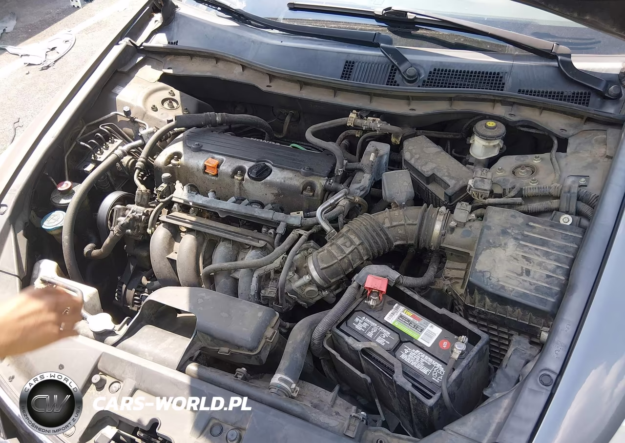2010 Honda Accord 2.4 Lx-P VIN:1HGCP2F41AA122121 - 10