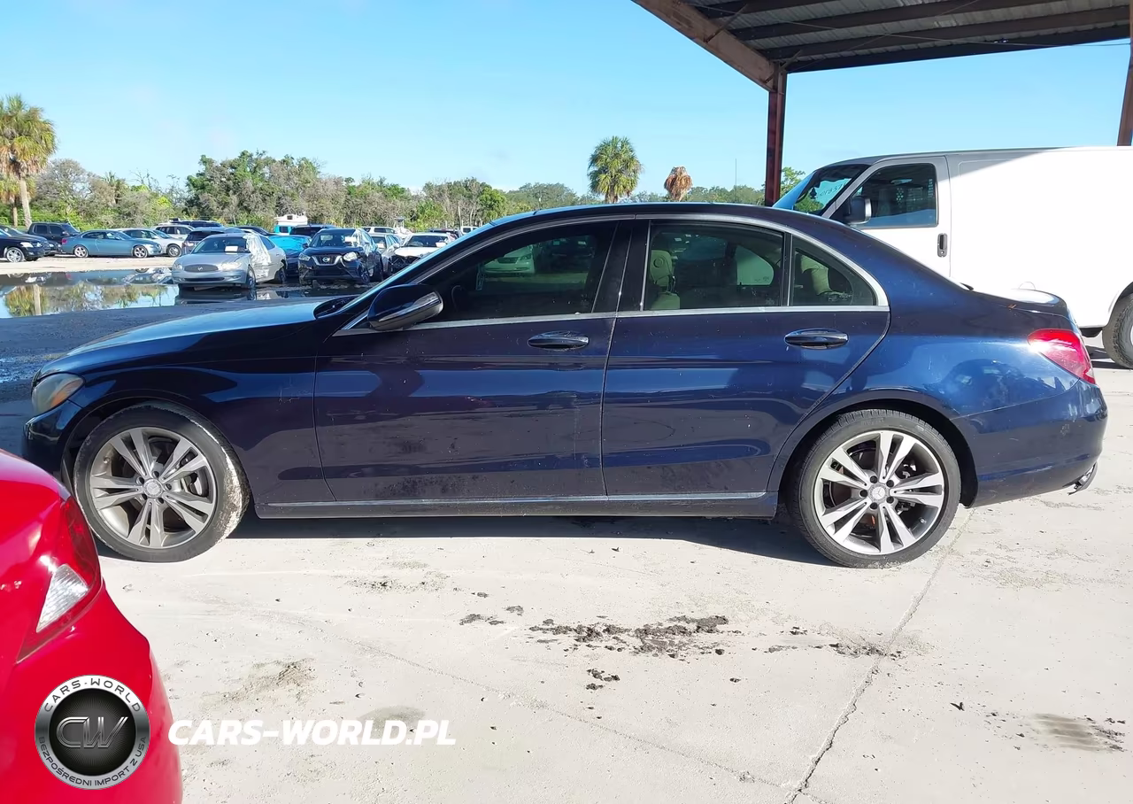 2015 Mercedes-Benz C 300 VIN:55SWF4JB7FU050483 - 14