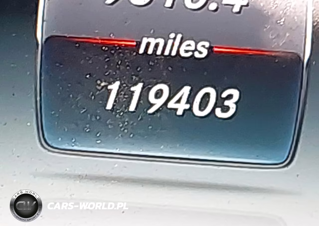 2015 Mercedes-Benz C 300 VIN:55SWF4JB7FU050483 - 15