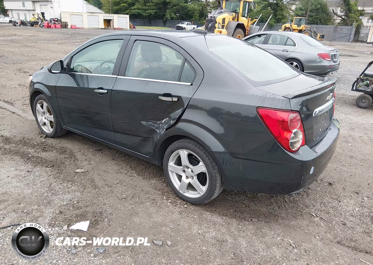 2015 Chevrolet Sonic Ltz Auto VIN:1G1JE5SB6F4101491 - 3