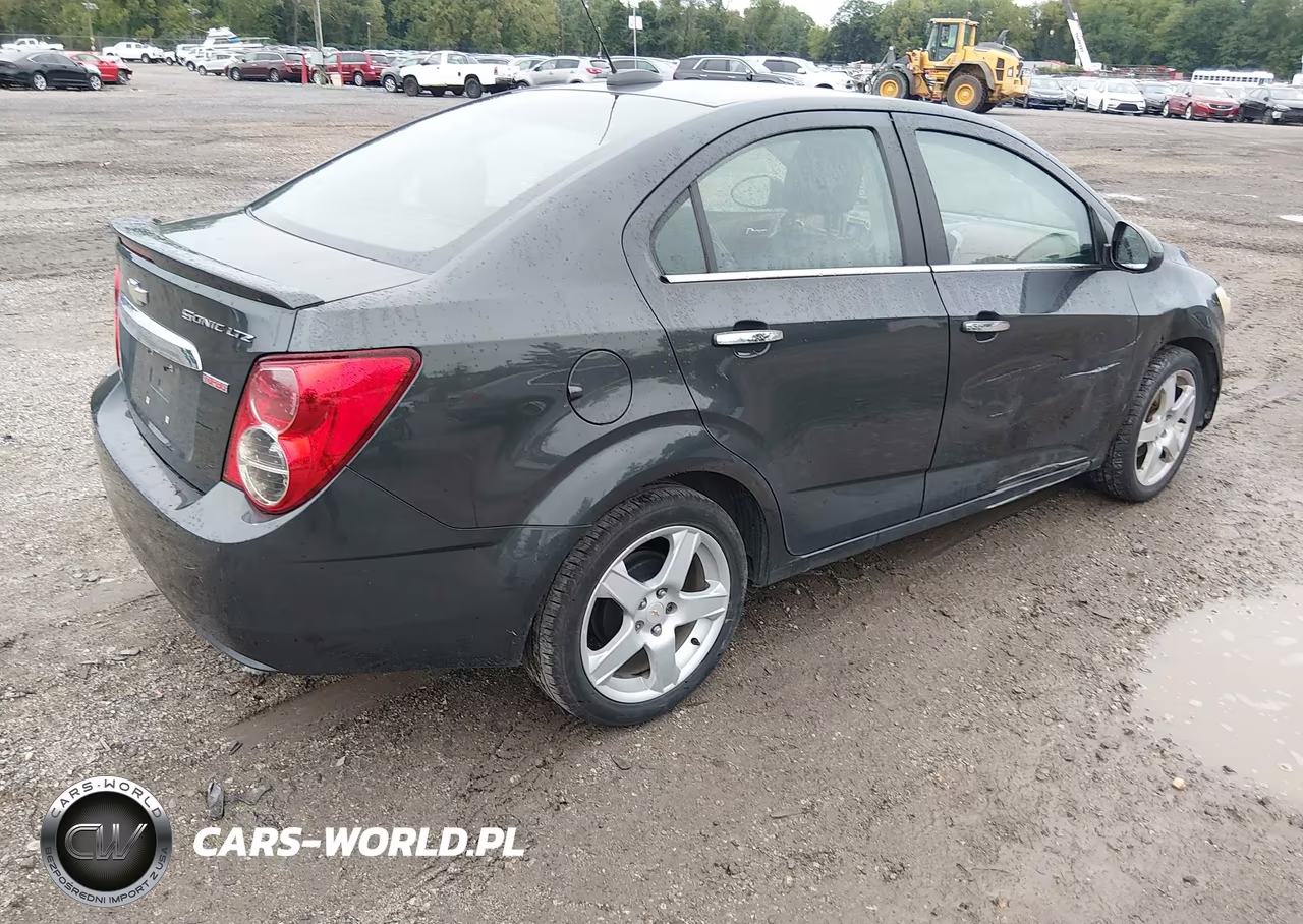 2015 Chevrolet Sonic Ltz Auto VIN:1G1JE5SB6F4101491 - 4