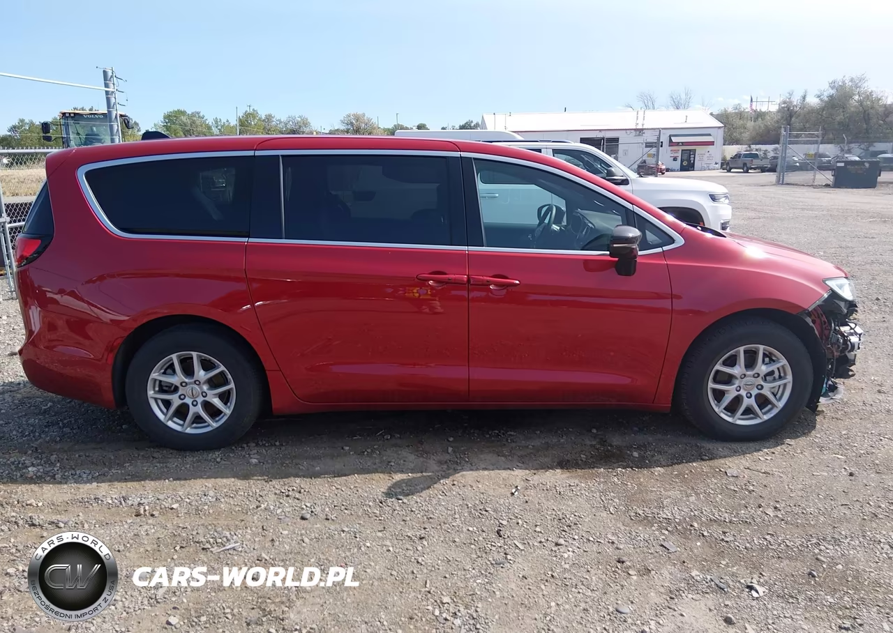 2025 Chrysler Pacifica Select VIN:2C4RC1BG0SR569535 - 14