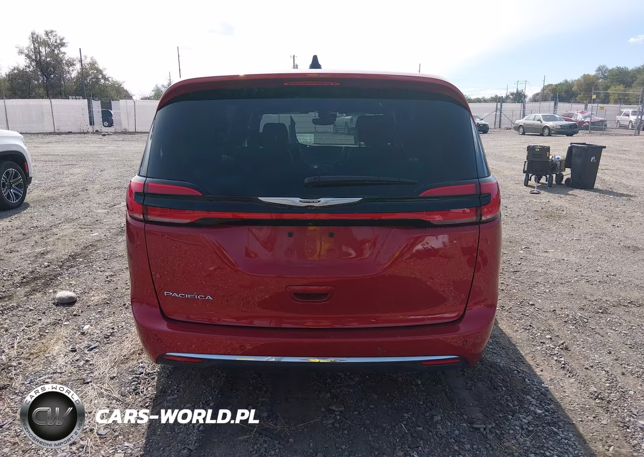 2025 Chrysler Pacifica Select VIN:2C4RC1BG0SR569535 - 17