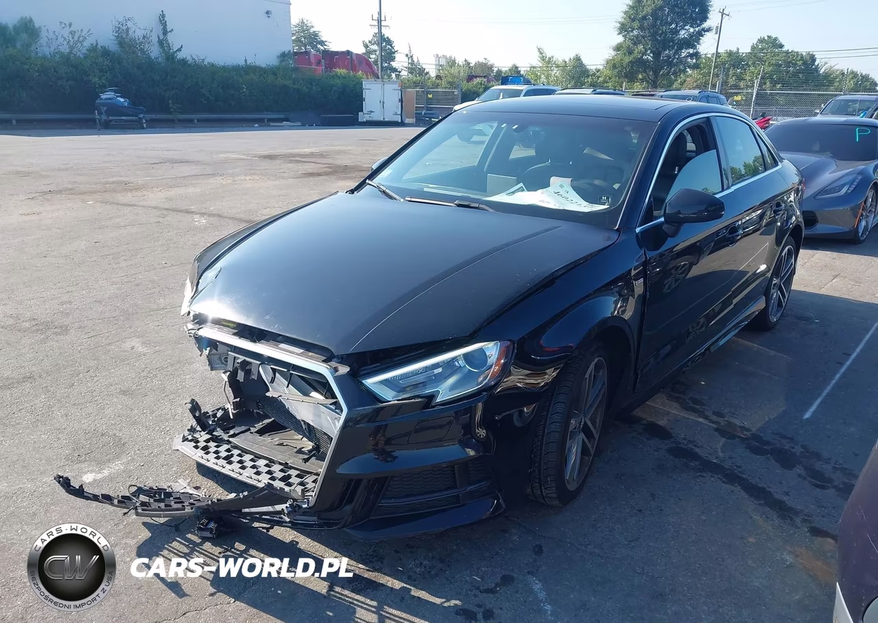 2017 Audi A3 2.0T Premium VIN:WAUJ8GFF4H1034348 - 2