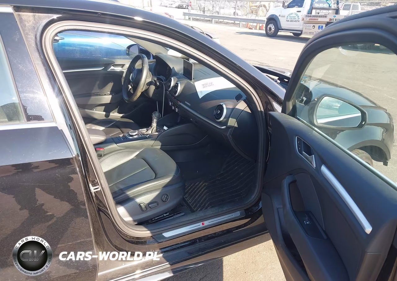 2017 Audi A3 2.0T Premium VIN:WAUJ8GFF4H1034348 - 5