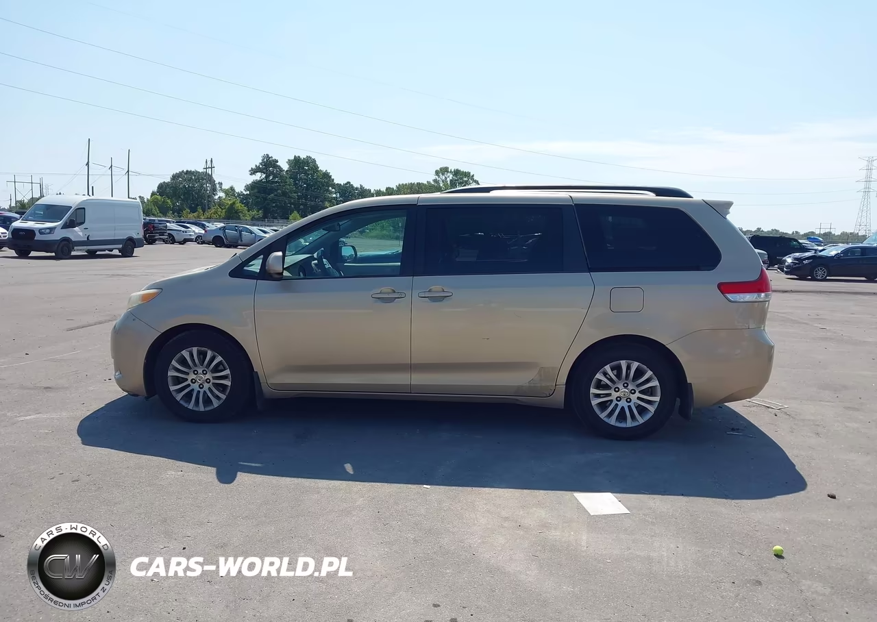 2011 Toyota Sienna Xle V6 VIN:5TDYK3DC3BS065329 - 14