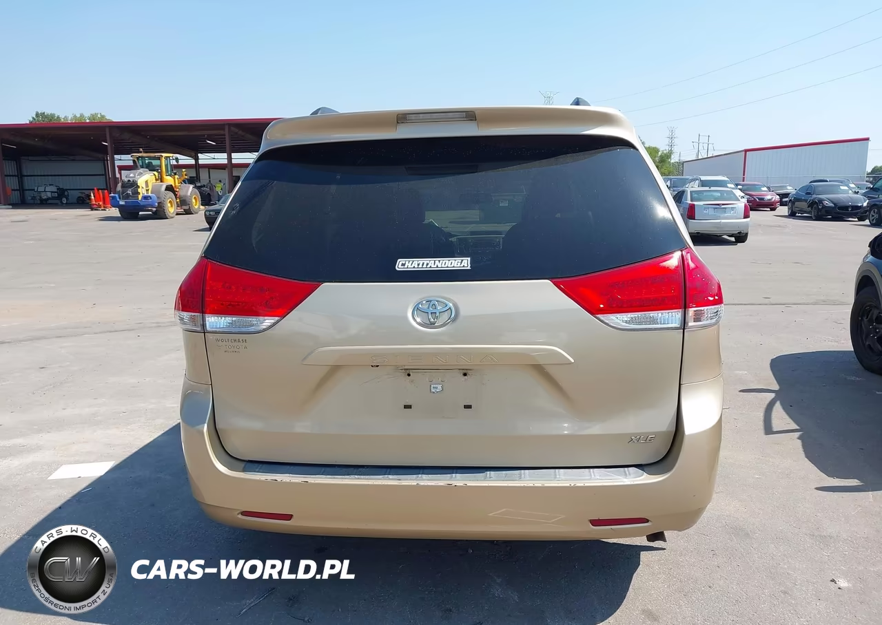 2011 Toyota Sienna Xle V6 VIN:5TDYK3DC3BS065329 - 16