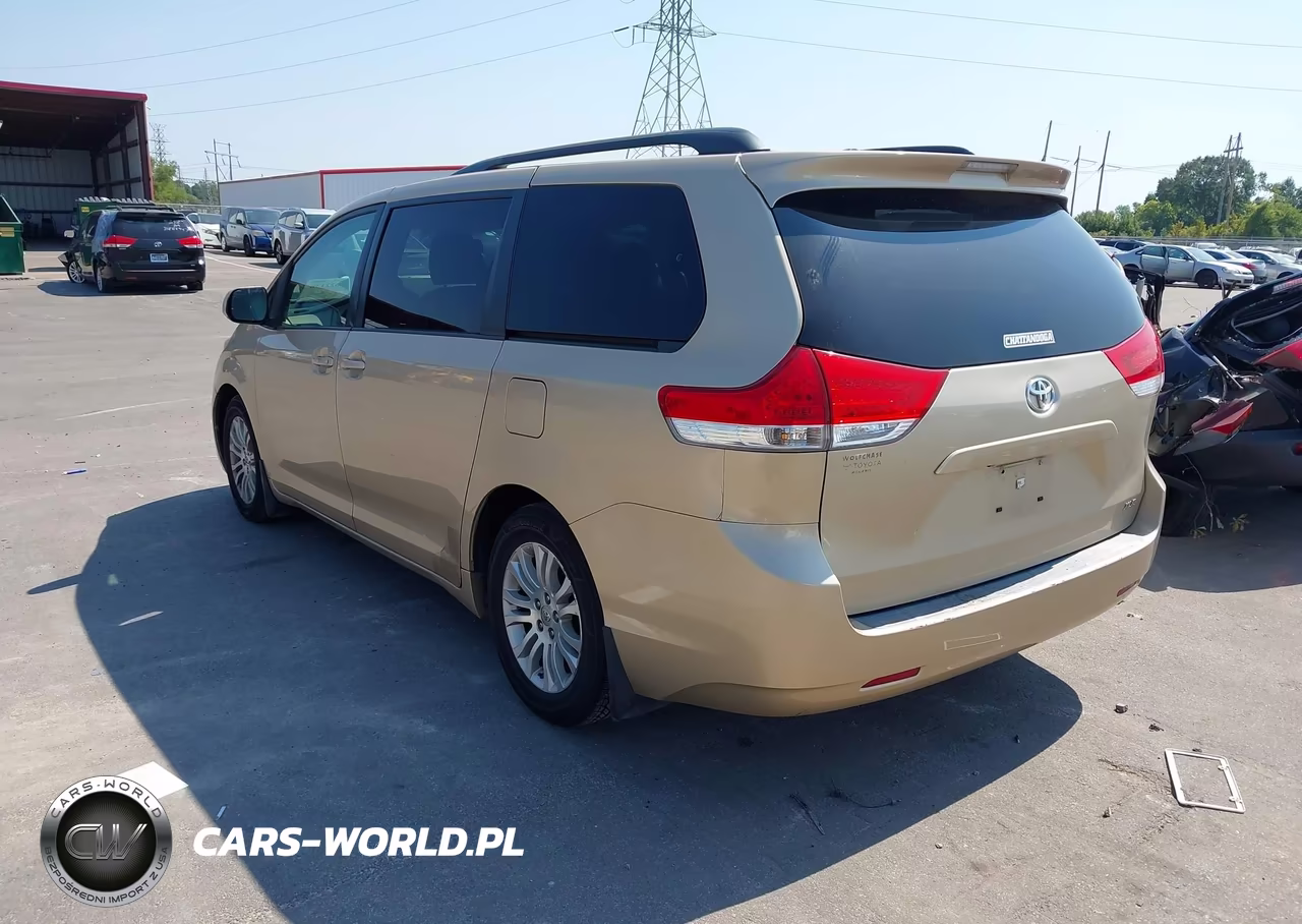 2011 Toyota Sienna Xle V6 VIN:5TDYK3DC3BS065329 - 3
