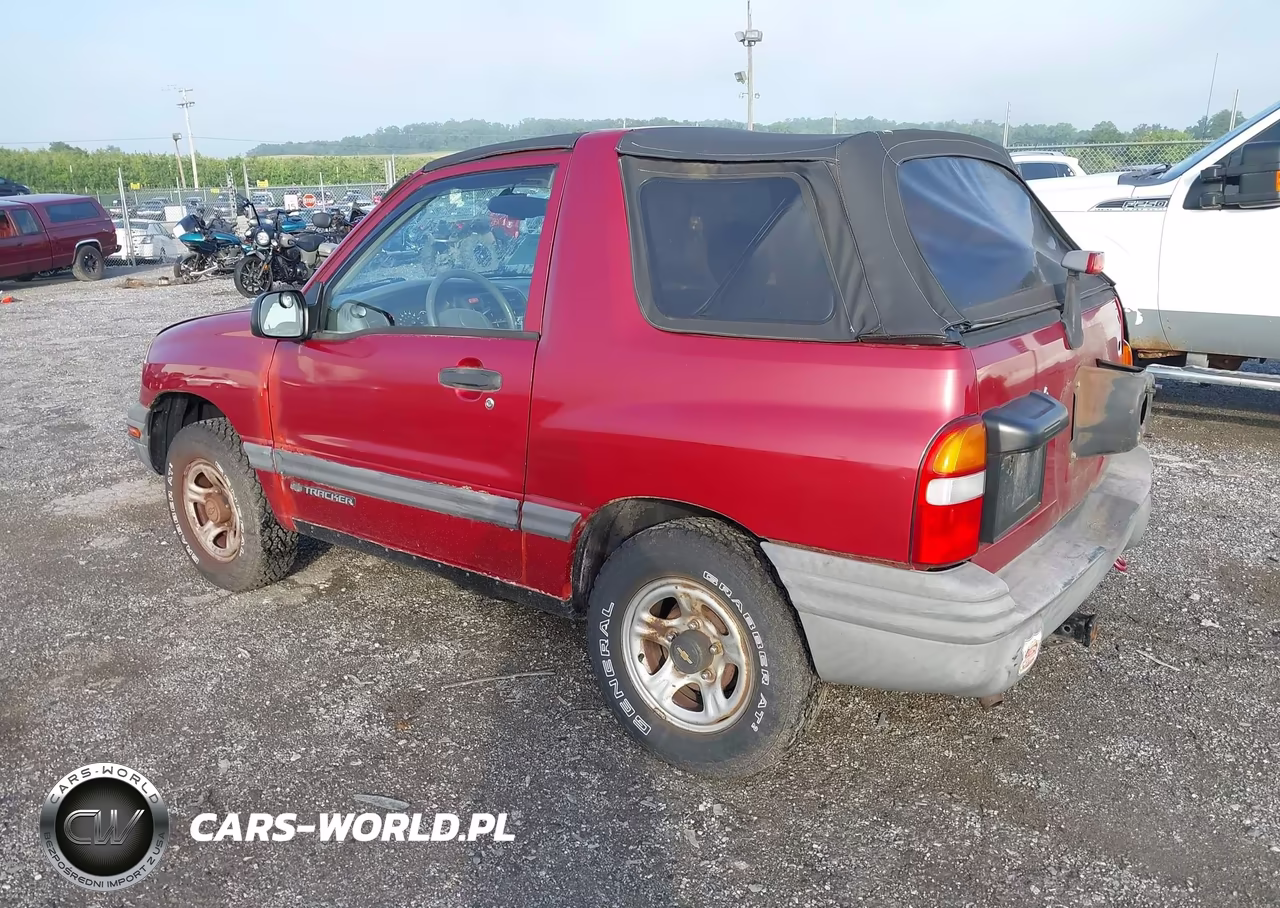 2000 Chevrolet Tracker VIN:2CNBJ1866Y6942881 - 3