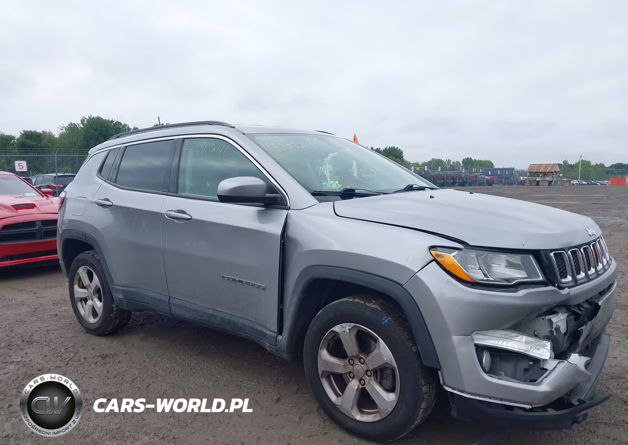 2018 Jeep Compass Latitude 4X4 VIN:3C4NJDBB1JT137915 - 1