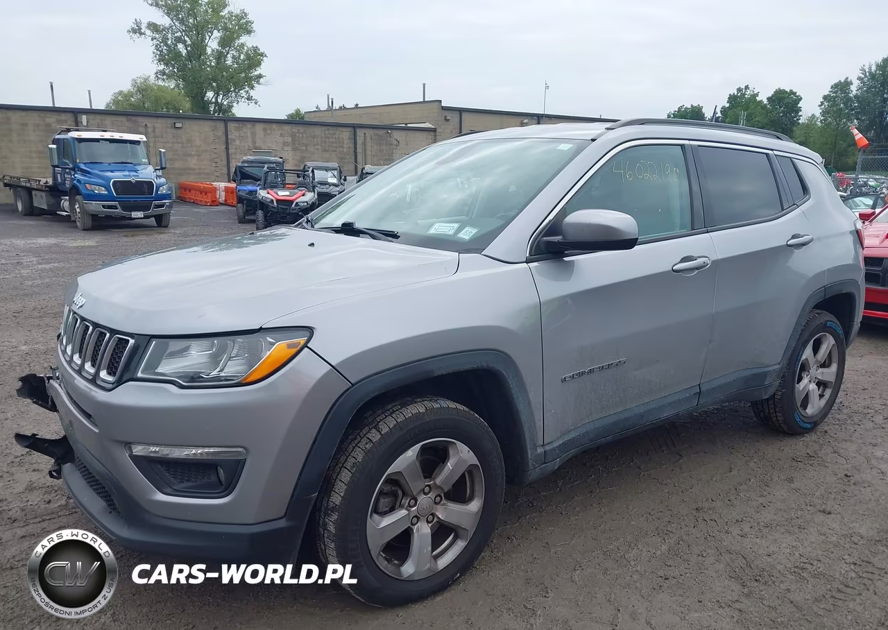 2018 Jeep Compass Latitude 4X4 VIN:3C4NJDBB1JT137915 - 2