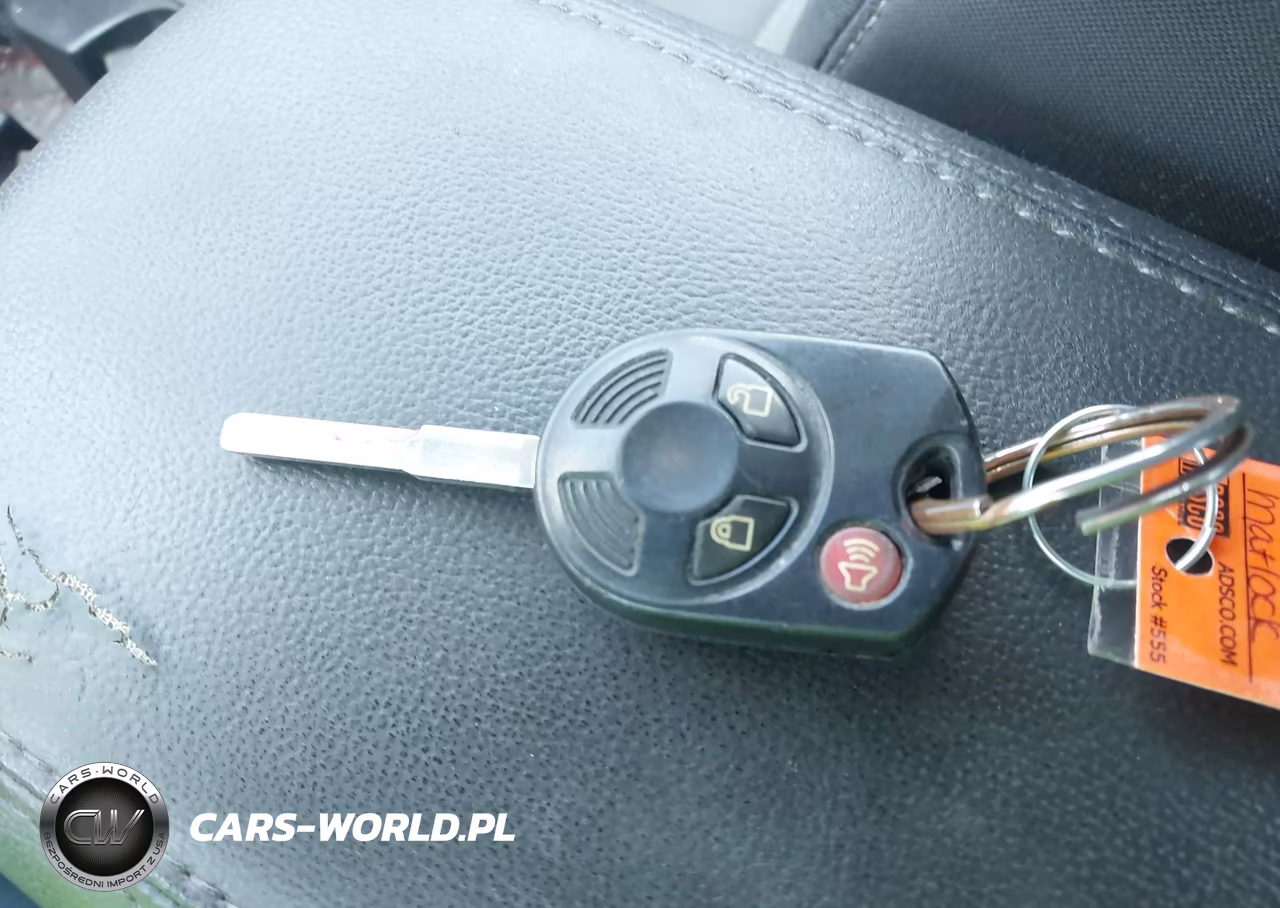 2018 Ford Escape S VIN:1FMCU0F74JUA19677 - 11