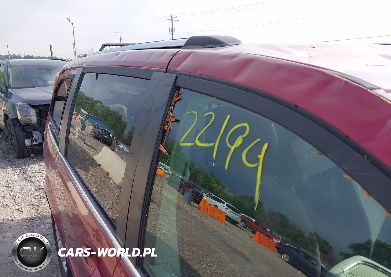 2011 Dodge Grand Caravan Crew VIN:2D4RN5DG3BR606658 - 15