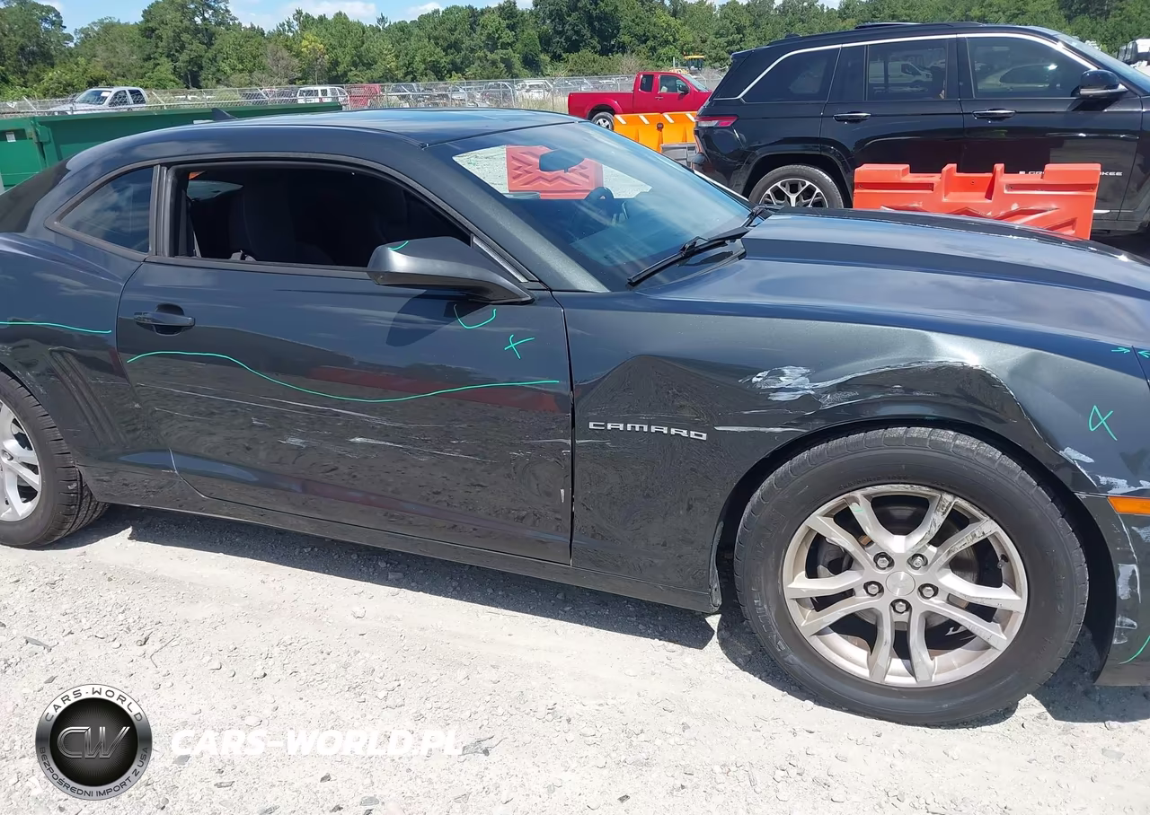2015 Chevrolet Camaro 2Ls VIN:2G1FB1E32F9135856 - 13